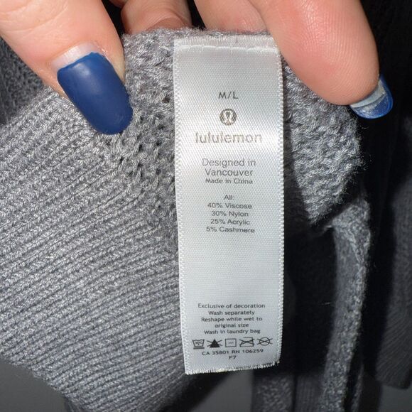 Lululemon Softer Still Oversized Wrap - Heathered Asphalt Gray M/L - Picture 10 of 10